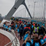 Wandelen voor Water Nijmegen - brug Oversteek- foto Pat Hill